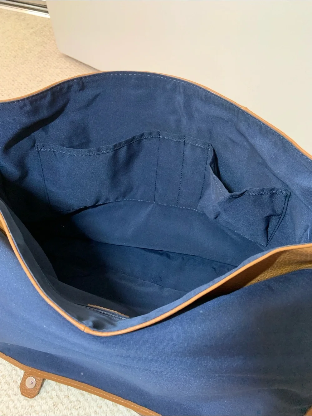 [NEW] Cole Haan Leather Messenger Bag in Brown